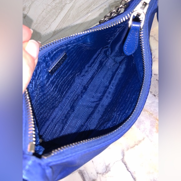 ❌SOLD❌Authentic Prada Re-edition 2005 Small Nylon Bag. - Picture 11 of 13